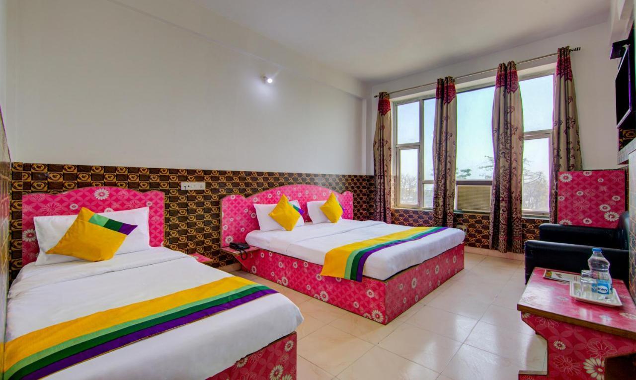 Itsy Hotels Satya Shree Katra  Exterior photo